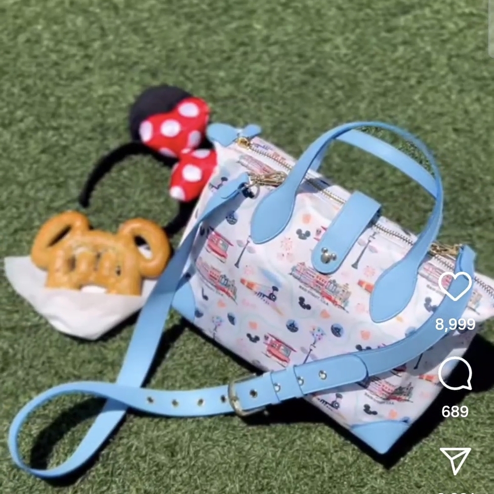 Stoney Clover Lane Main Street Disney World Disneyland Crossbody Pouchette 03 - Picture 3 of 7